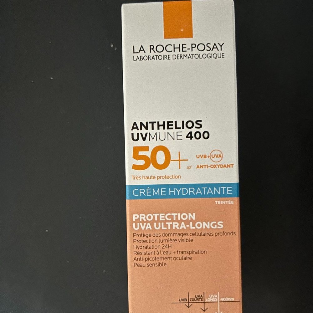 La Roche-Posay UV Mune 400 TINTED Spf 50+ - 50ml- New - Exp 5/2026